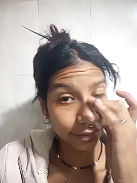 TiffannyAndJean — bivra mi lush por 1 minuto