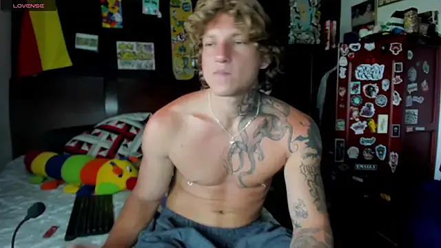 Tom_Krakow — Explosion testicular 