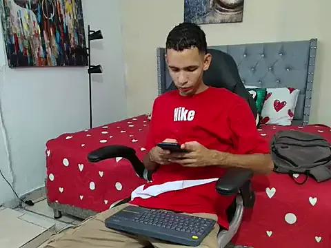 tonny_23cm_ — WHATSAPP