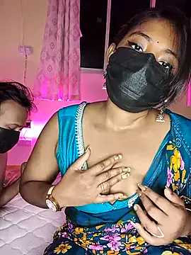 Trending_Couple — Last tipper get one hot video 