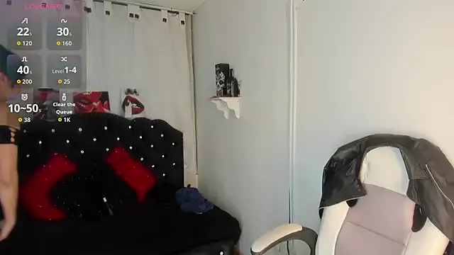 Trinityy__ — Naked Squats (down view)