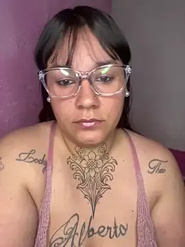 TuFantasiaYTuMorbo — Mi nuevo juguete 