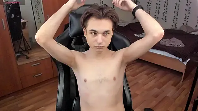 twink_boysss — Get Naked