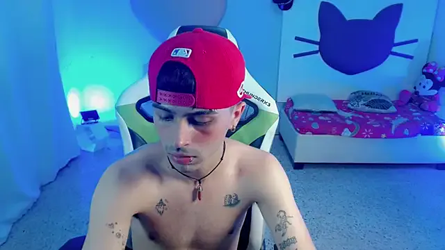 Twink_fun_ — Freechat on StripChat