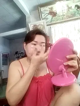 Tyty_xx — Freechat on StripChat