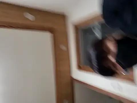Tyyyggjju —   