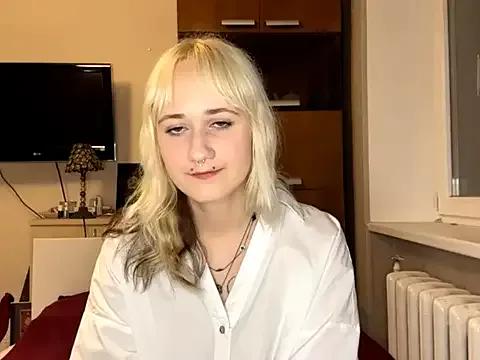 Ulemonala_Cute — sucking dick gently and smacking