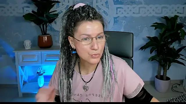 UmaSpace — 2 tokens for + in karma