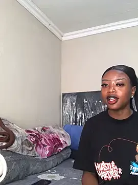 UntuckedElectric — Freechat on StripChat