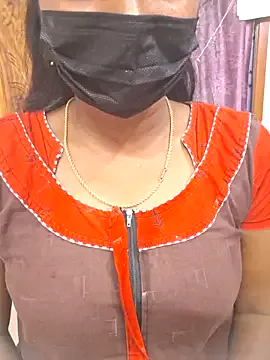 USERTAMILGOM — Group on StripChat