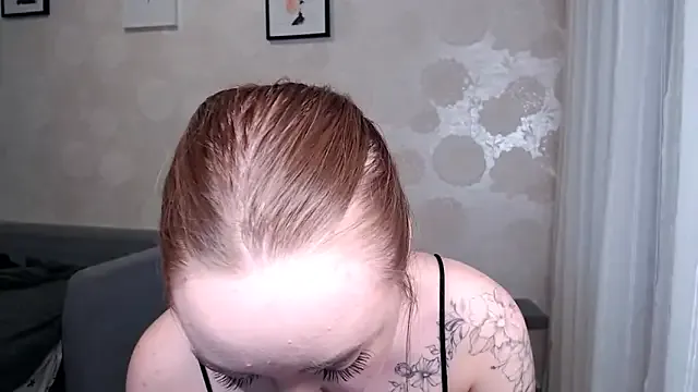 Vaivi_Li — I'll take off my dress on the air