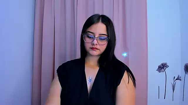val_ferrer — Freechat on StripChat