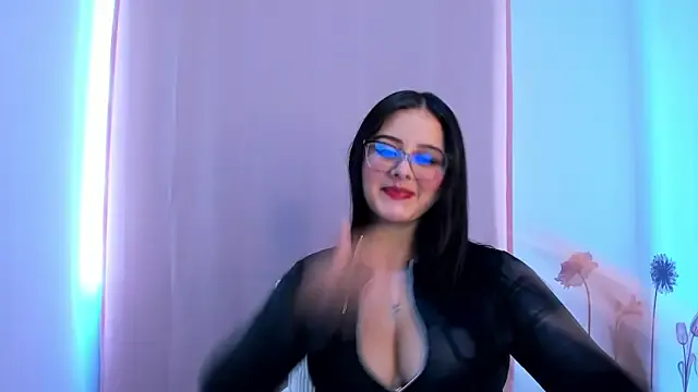 val_ferrer — Freechat on StripChat