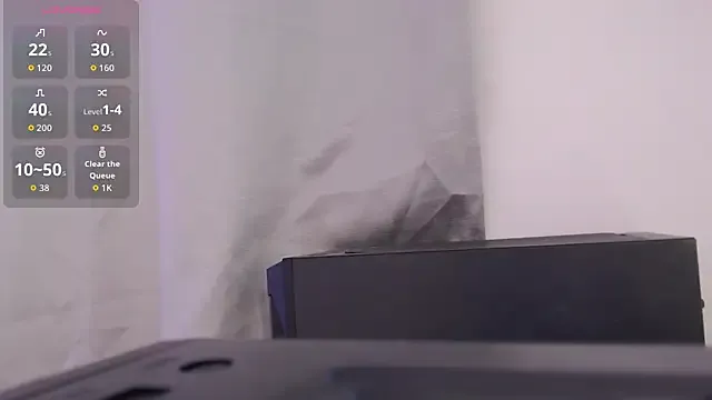 Valen_18 — suck tits