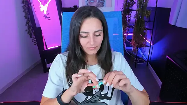 ValeriiMills — Shake your ass
