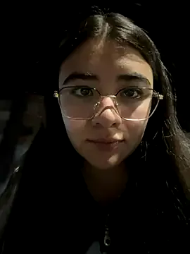 vaneelee — Suck tits in public
