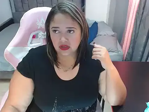 Vanesa_Juicy —  Oil my tits