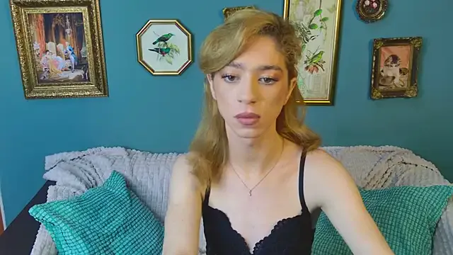 Vanessa__Ray — Show my cock close up