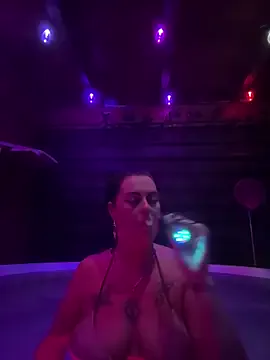 vanessaNL — Squirt