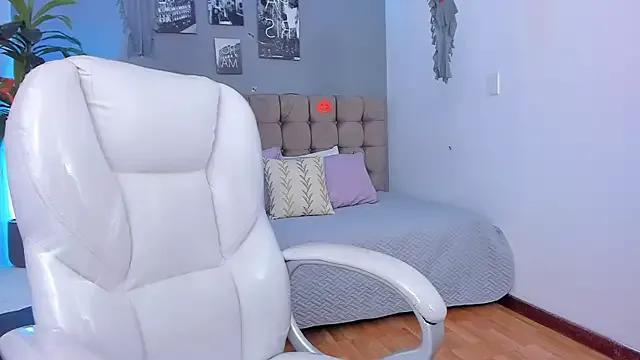 StripChat Vannelope_bigboobs is Freechat Vannelope_bigboobs — Get naked in bed