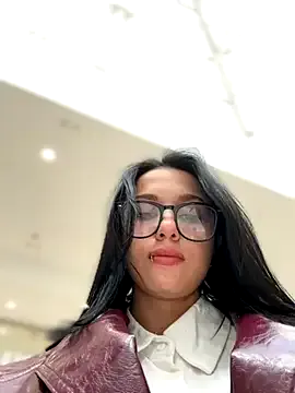 VendiMur — masturbate completely naked for 10 minut