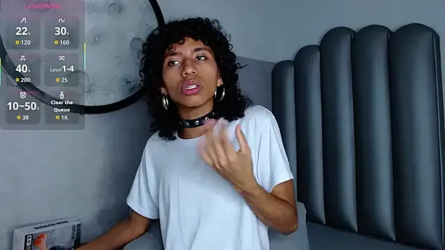 venus-03 — cum on my face