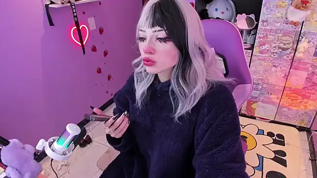 Vero_Osb_ — Show boobs with suck fingers :