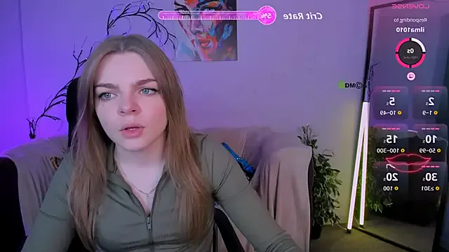 veronica_bubble — flash ass