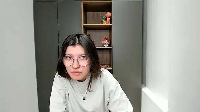 StripChat VickieChantos is Freechat VickieChantos — I'll show you my heart