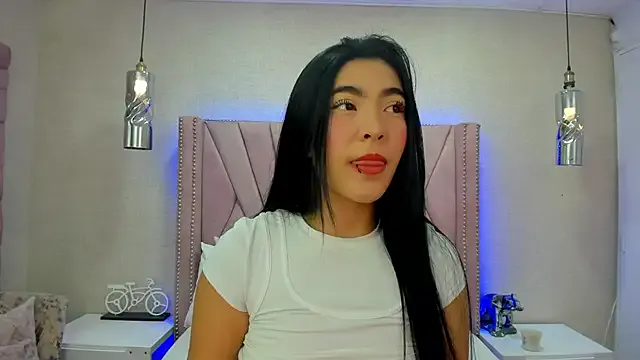 VictoriaHiills — sexy naked for 4 minute