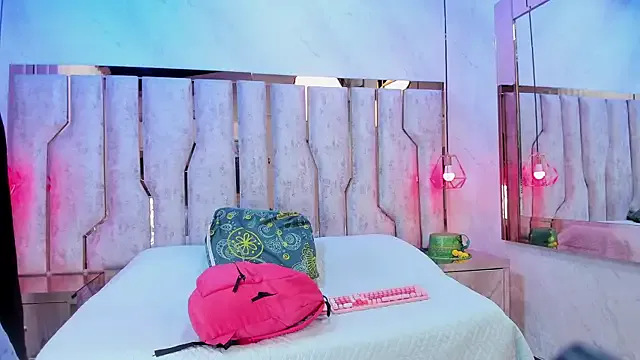 violet_sm — squirt hard and big