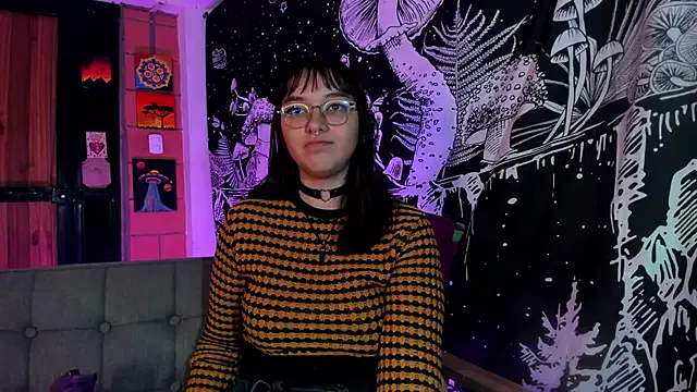 Violetaa_Leee — t-shirtoff   cream on boobs