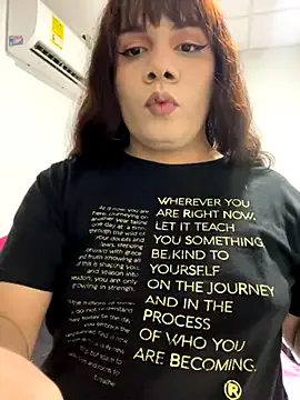 Violetacam_05 — FULL CUM IN PUBLIC DRAIN MY BALLS FULL