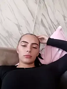Virgin_Hot_Girl — Slap my sexy ass 