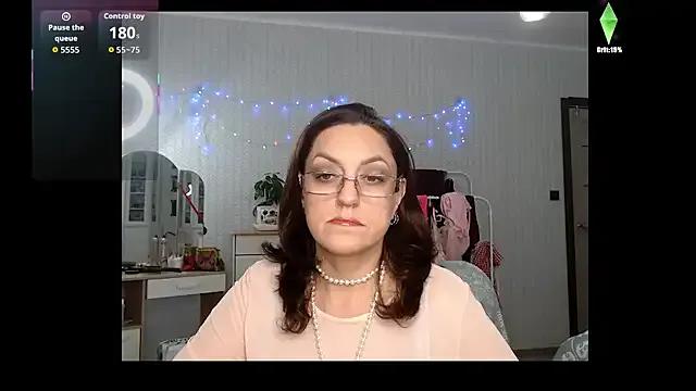Vivian_Violet_ — Spank your ass.