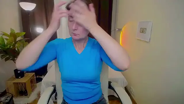 VivianGuchih — Striptease