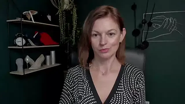 VivianWILD — Freechat on StripChat