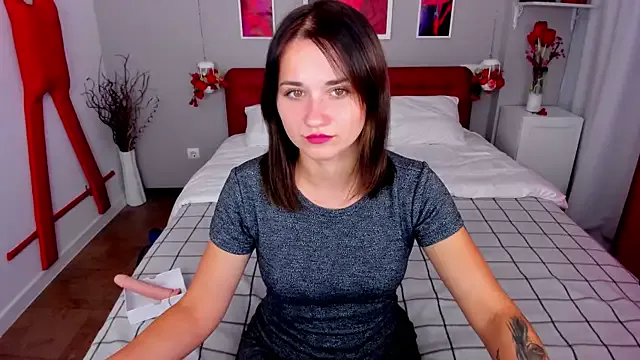 VivienSquare — Sexy strip dance