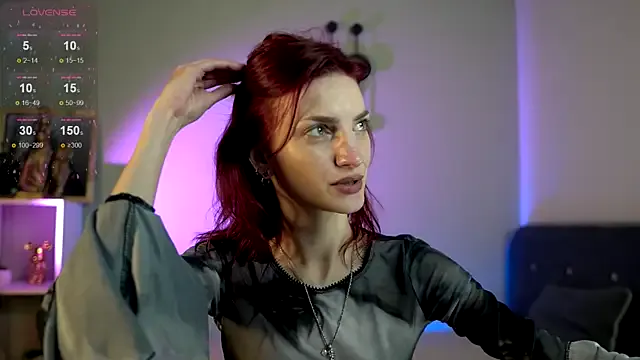 WendyGilber — Suck a finger close to cam