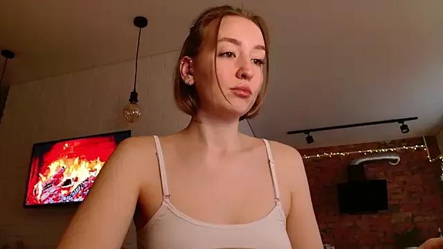 WhitePrincessLuna — Freechat on StripChat