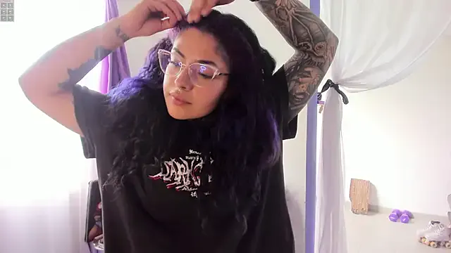 witchviolet — Naked dance + Ass oil