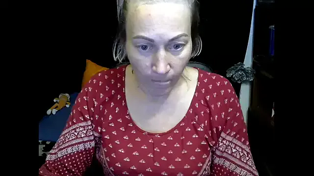 wLESLYMOSw — Freechat on StripChat