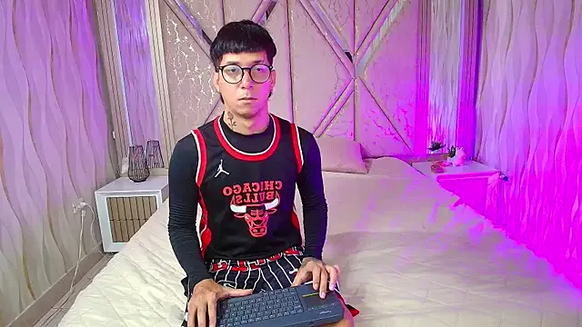 Wonderboys_zeus — Hello boy undress dick hard