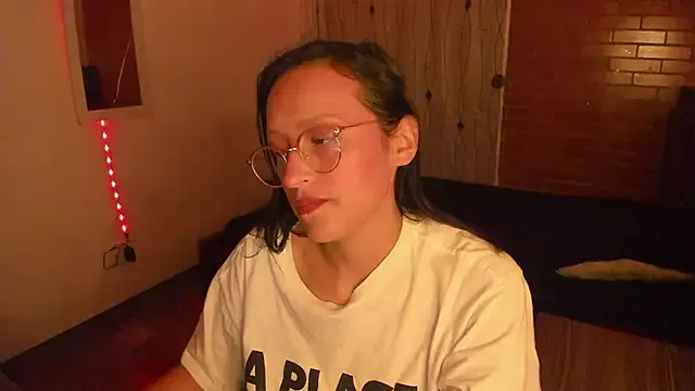 WorthyOfSlave — Bounce boobs and spit