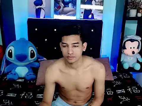 x_Aaron_x — show cum