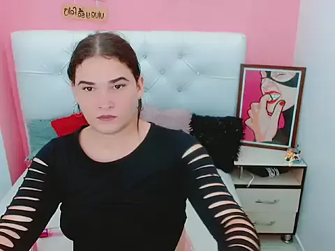 x_daniiela_x — hello x_daniie_x