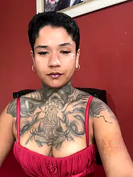 xbigpeach — Sensual dance from behind