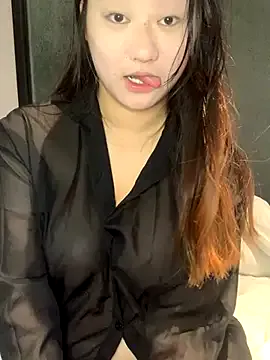 xialuo25 — Freechat on StripChat