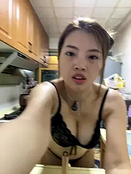 xixiya_x — Group on StripChat