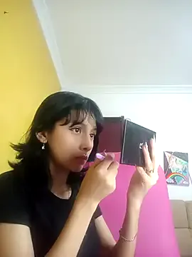 xoxo_milk — dedos en la pussy